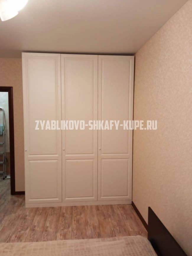 Распашные шкафы Зябликово