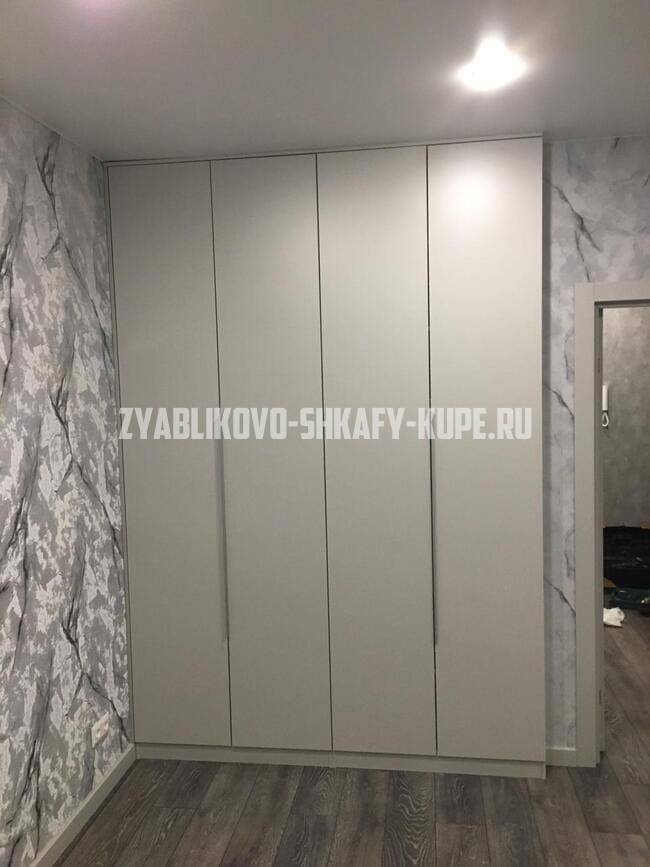 Распашные шкафы Зябликово