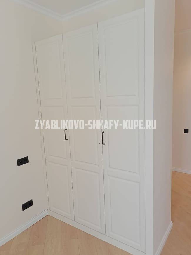 Распашные шкафы Зябликово