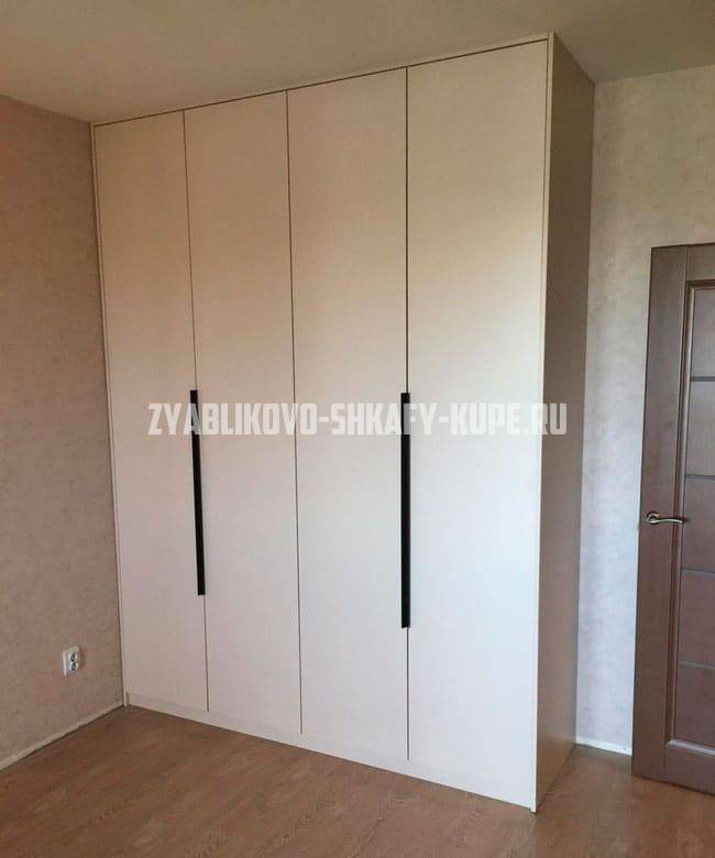 Распашные шкафы Зябликово