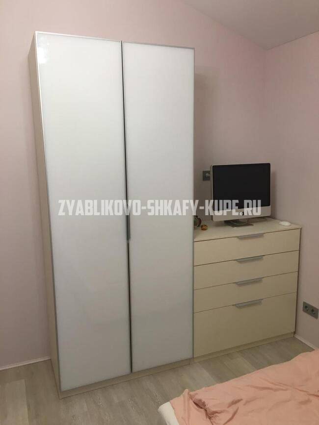 Распашные шкафы Зябликово