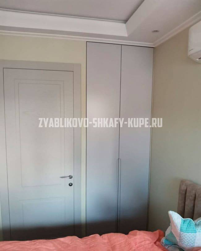 Шкафы в спальню Зябликово