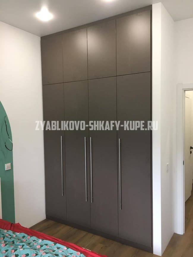 Шкафы в спальню Зябликово